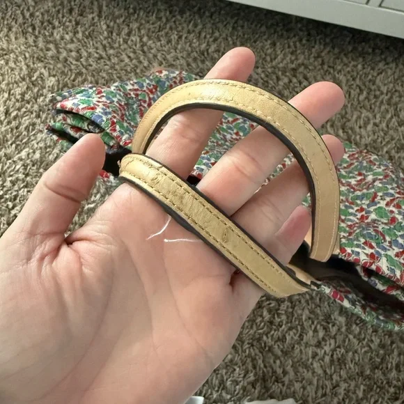 Tory Burch Multicolor Floral Canvas Tote with Tan Leather Logo - Picture 4 of 15